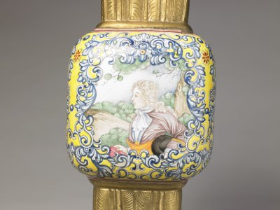 图片[2]-Qianlong style enamel Western figure painting with flower goblet-China Archive